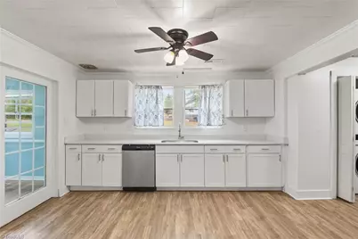 216 Sunrise Avenue, Franklinville, NC 27248 - Photo 3