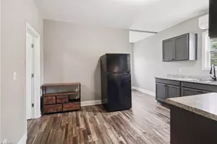 528 N Scales St, Reidsville, NC 27320 - Photo 15