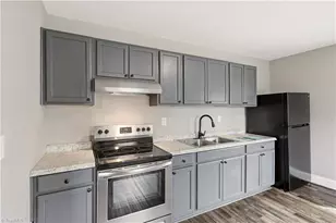 528 N Scales St, Reidsville, NC 27320 - Photo 25