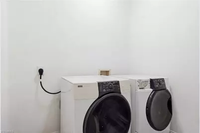 528 N Scales Street, Reidsville, NC 27320 - Photo 11