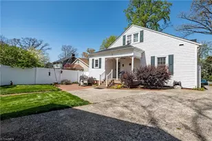 1223 Hawthorne Rd, Winston-Salem, NC 27103 - Photo 5