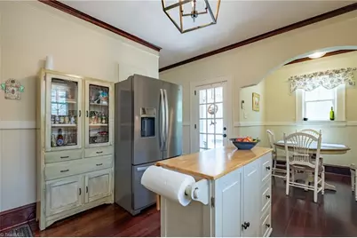 1223 Hawthorne Road, Winston-Salem, NC 27103 - Photo 19