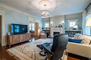 1223 Hawthorne Rd, Winston-Salem, NC 27103 - Photo 9