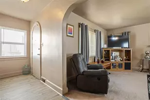 2705 Roxboro St, Durham, NC 27704 - Photo 3