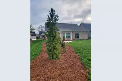 140 Castle Pond Drive, Winston-Salem, NC 27107 - Photo 5