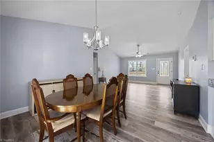 1822 Woodsway Dr, Thomasville, NC 27360 - Photo 17