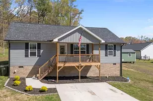 1822 Woodsway Dr, Thomasville, NC 27360 - Photo 27