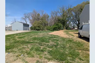 505 E Grimes Avenue, High Point, NC 27260 - Photo 3