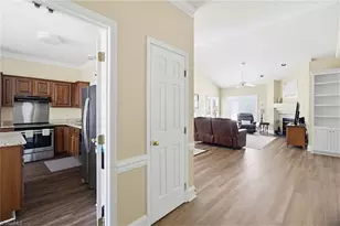 2229 King George Ct, Winston-Salem, NC 27103 - Photo 3