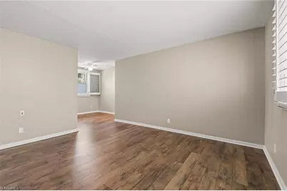 308 W Lexington Avenue, High Point, NC 27262 - Photo 5