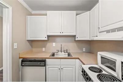 308 W Lexington Avenue, High Point, NC 27262 - Photo 9