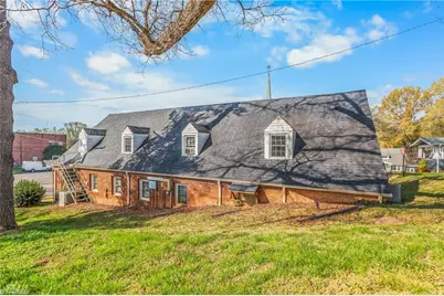 300 N Bridge Street, Elkin, NC 28621 - Photo 31