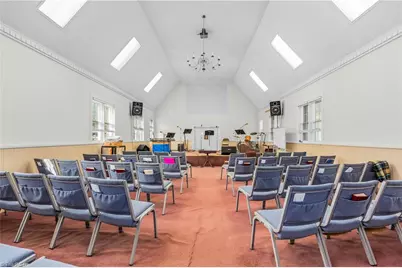 300 N Bridge Street, Elkin, NC 28621 - Photo 5