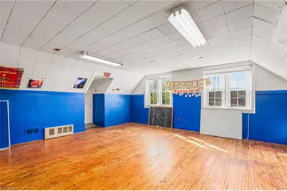 300 N Bridge Street, Elkin, NC 28621 - Photo 19