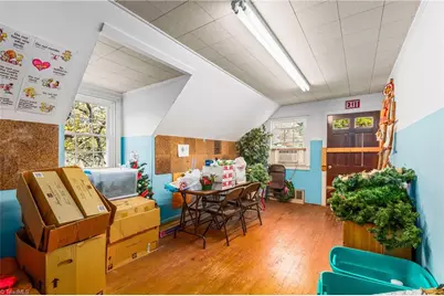 300 N Bridge Street, Elkin, NC 28621 - Photo 37