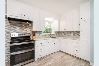 1219 Warwick Drive, Burlington, NC 27215 - Photo 9