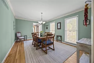 3703 Tattershall Dr, Greensboro, NC 27410 - Photo 5