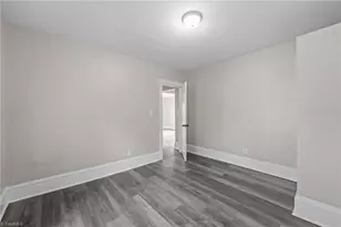 312 Cleveland Ave, Burlington, NC 27215 - Photo 13