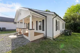 312 Cleveland Ave, Burlington, NC 27215 - Photo 19