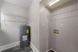 312 Cleveland Ave, Burlington, NC 27215 - Photo 17