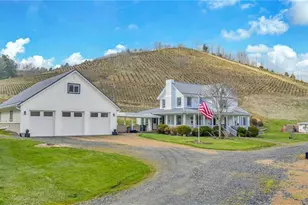 369 Spencer Branch Rd, Lansing, NC 28643 - Photo 5