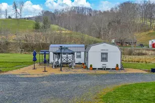 369 Spencer Branch Rd, Lansing, NC 28643 - Photo 43