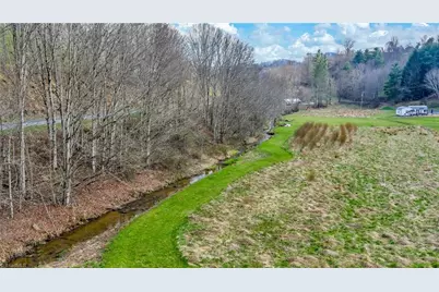 369 Spencer Branch Road, Lansing, NC 28643 - Photo 7