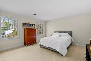 1115 Pebble Dr, Greensboro, NC 27410 - Photo 33