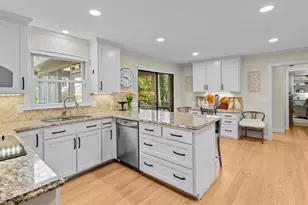 1115 Pebble Dr, Greensboro, NC 27410 - Photo 13