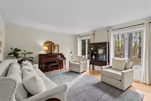 1115 Pebble Dr, Greensboro, NC 27410 - Photo 19