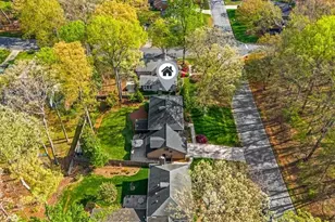 1115 Pebble Dr, Greensboro, NC 27410 - Photo 49