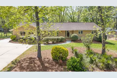 210 N Gurney Street, Burlington, NC 27215 - Photo 3