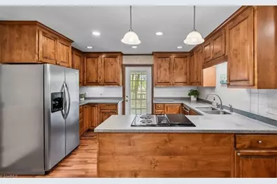 1905 Glenn Drive, Reidsville, NC 27320 - Photo 5