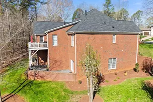 925 Rivers Edge Dr, Graham, NC 27253 - Photo 9