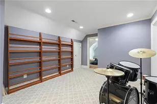 235 Fox Lake Ct, Winston-Salem, NC 27106 - Photo 35