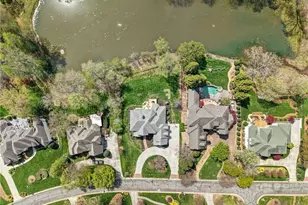 235 Fox Lake Ct, Winston-Salem, NC 27106 - Photo 3