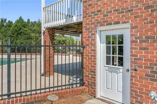 1104 Yellowbell Pl, Greensboro, NC 27410 - Photo 35