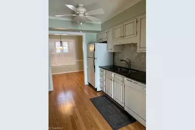 844 Brookleigh Court, Winston-Salem, NC 27104 - Photo 7