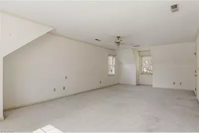 1011 Greenhurst Road, Winston-Salem, NC 27104 - Photo 21