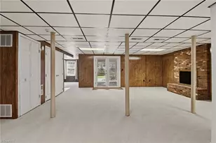 1011 Greenhurst Rd, Winston-Salem, NC 27104 - Photo 31