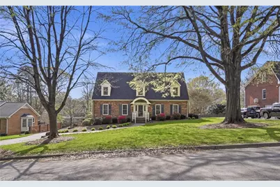 1011 Greenhurst Road, Winston-Salem, NC 27104 - Photo 3