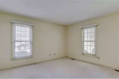 1011 Greenhurst Road, Winston-Salem, NC 27104 - Photo 19