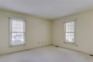 1011 Greenhurst Rd, Winston-Salem, NC 27104 - Photo 19