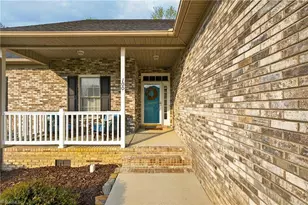 100 Alison Ln, Archdale, NC 27263 - Photo 3