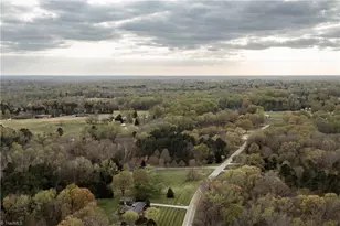 747 N Clodfelter Rd, High Point, NC 27265 - Photo 17