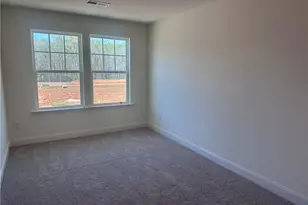 1304 Hammond Dr, Mebane, NC 27302 - Photo 7