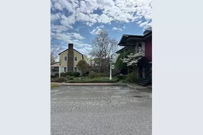 720 W Main Street, Jamestown, NC 27282 - Photo 3