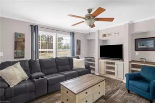 4102 Presbyterian Rd, Greensboro, NC 27406 - Photo 7