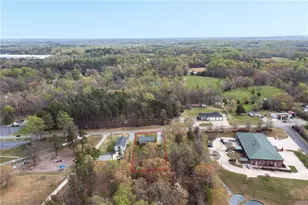 4102 Presbyterian Rd, Greensboro, NC 27406 - Photo 25