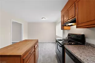 1907 Boulding Ave, High Point, NC 27265 - Photo 13